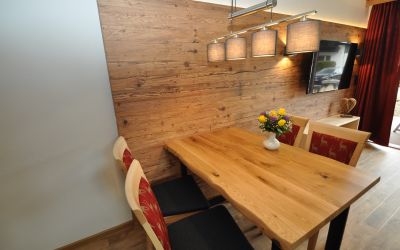 Ferienwohnung, Hotel, Eiche mit Altholz